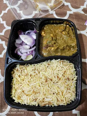 LunchBox - Meals and Thalis - Logo