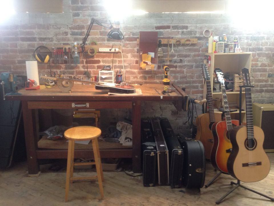 Luthier - Cover photo