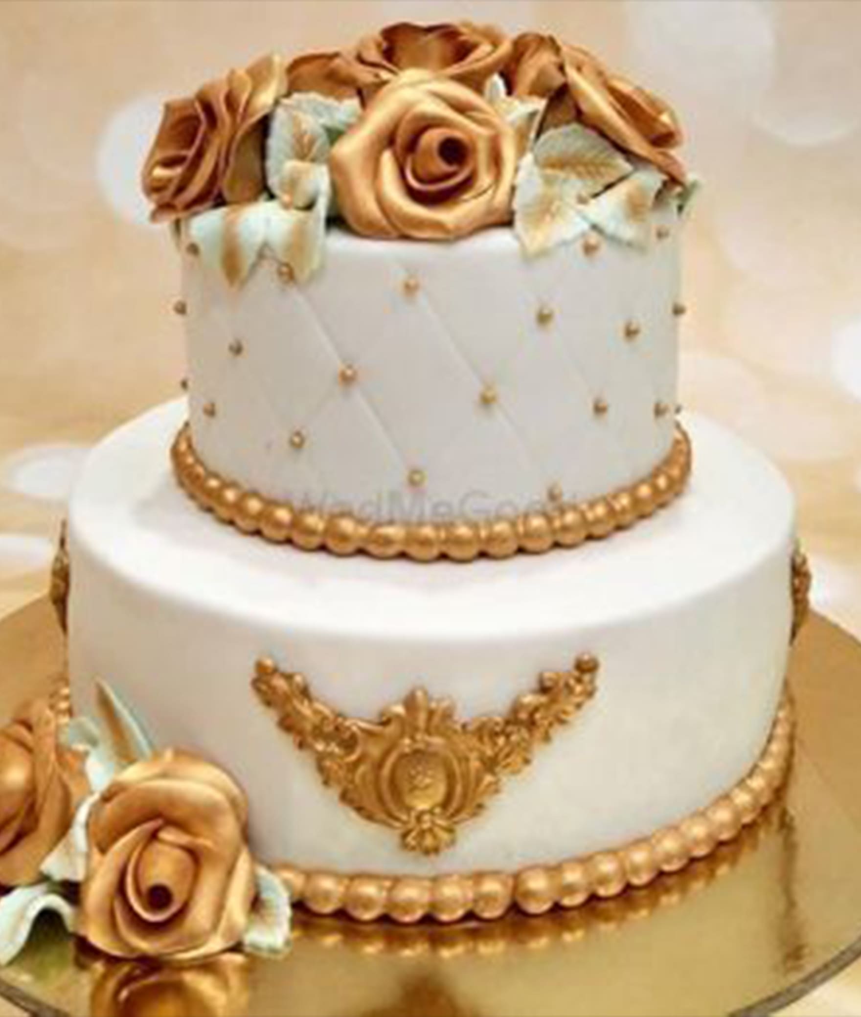 Luxuria Cakes N Bakes - Logo