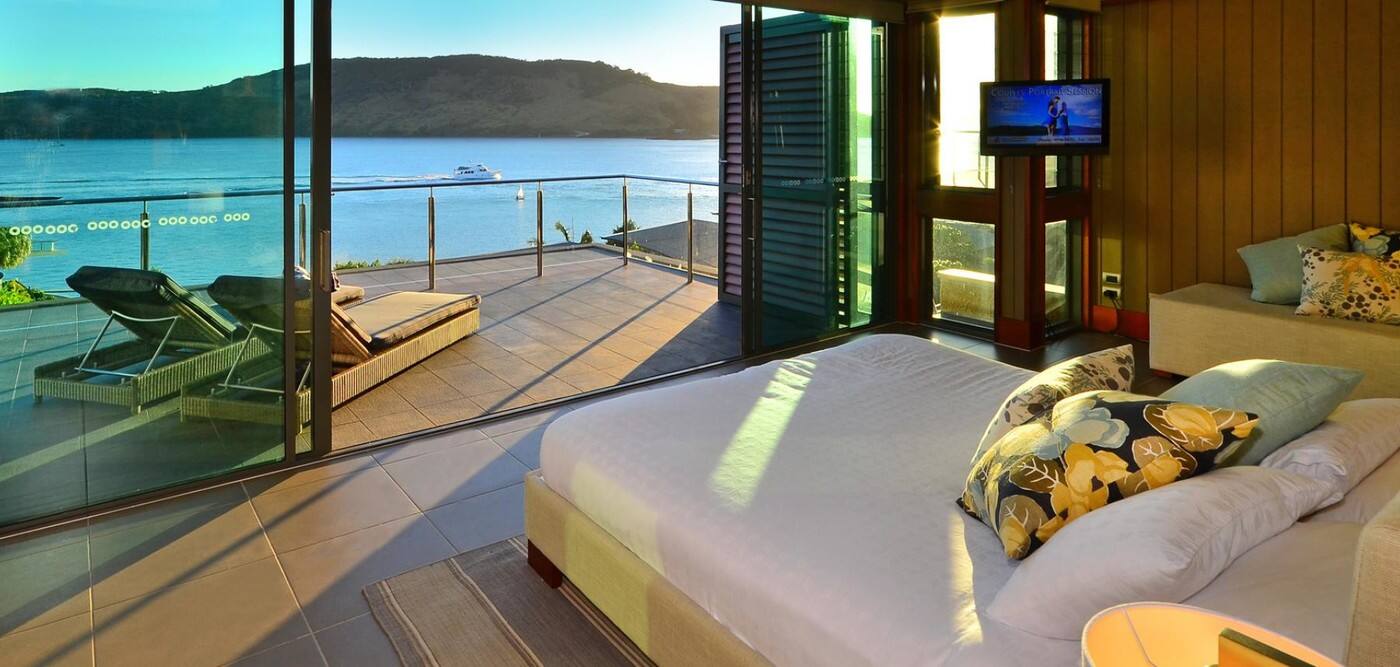 Luxury Holidays - Cover photo