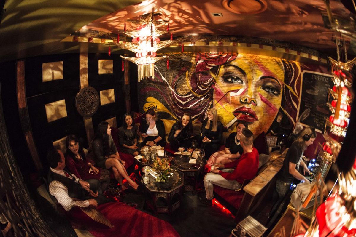 Lychee Lounge - Logo