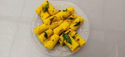 Maa Khaman & Fastfood - Logo
