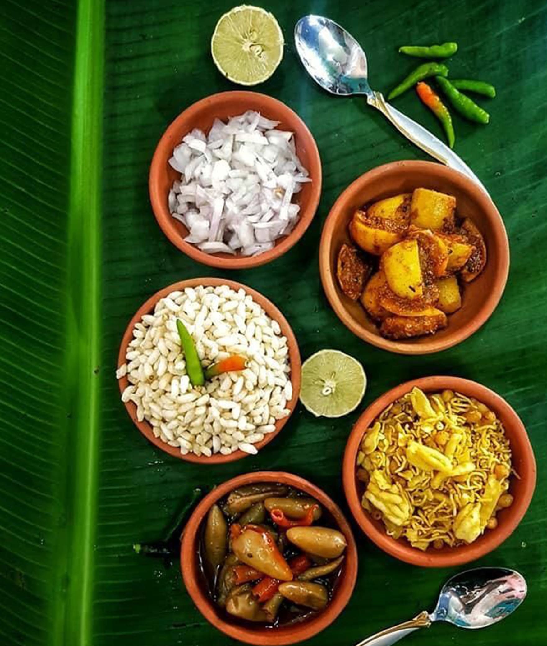 Maa Rajrajeshwari Tiffins and Meals Point - Logo