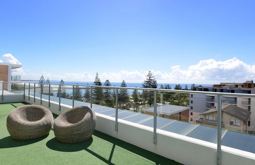 Macquarie Waters Boutique Apartment Hotel - Logo