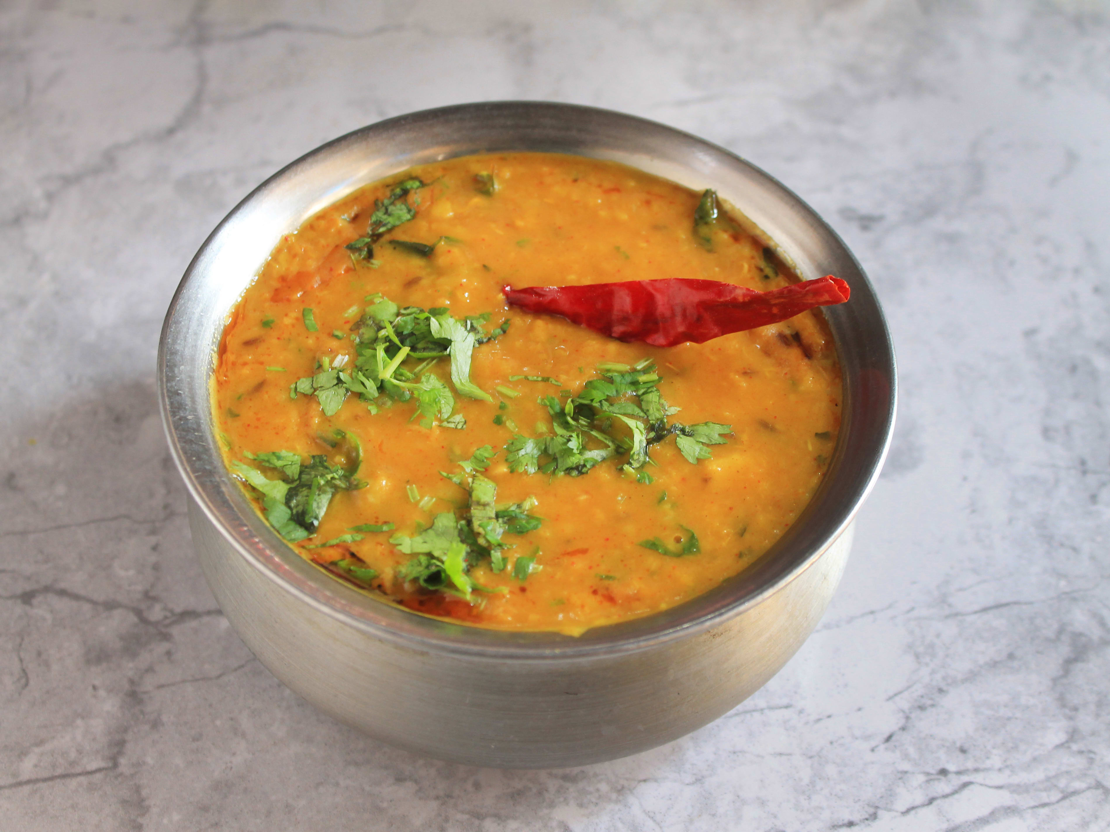 Madhu Foods - Logo
