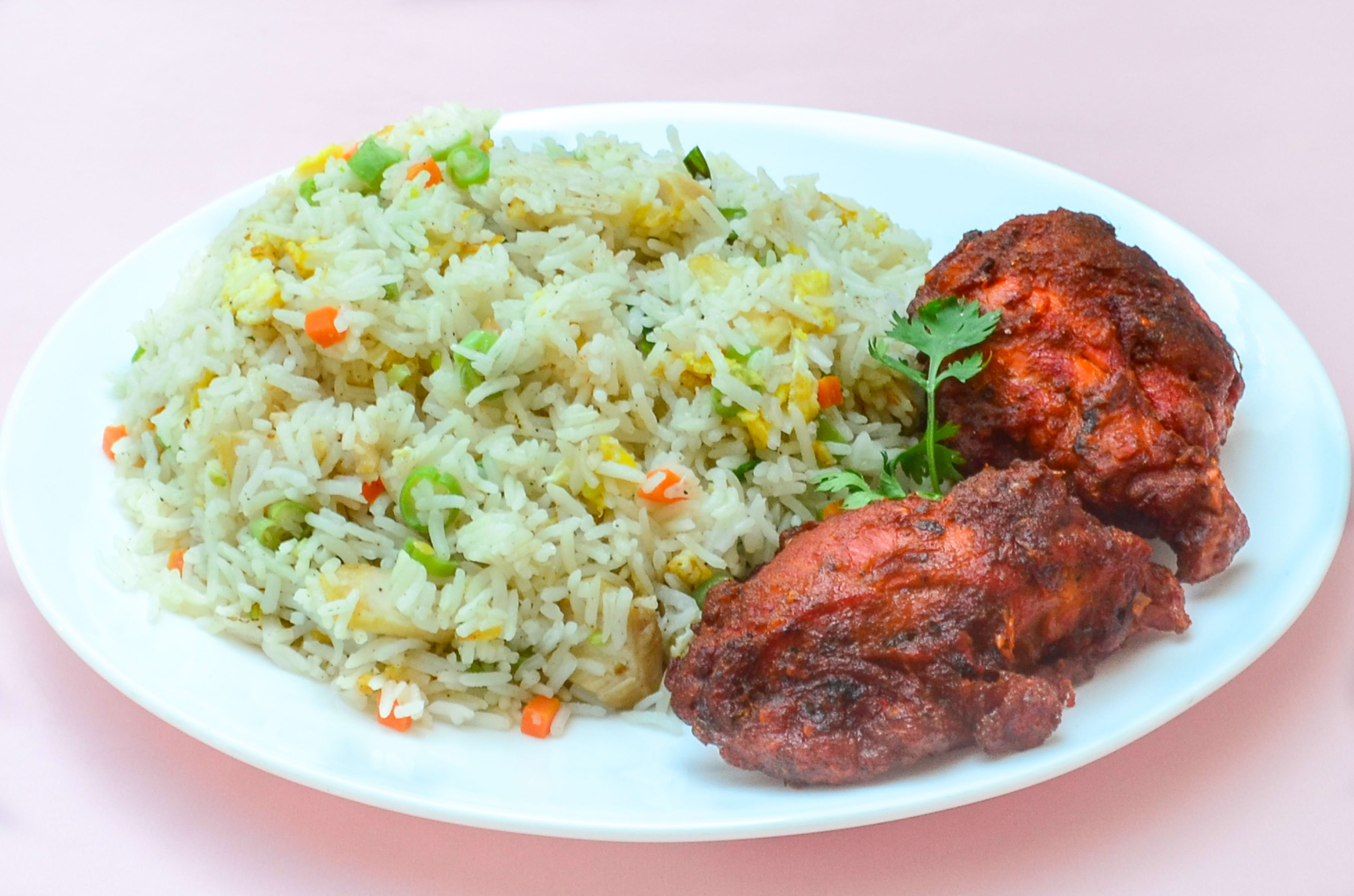 Madhur Bakers & Fast Food - Logo