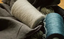 Madhuri Laidies Tailors - Logo