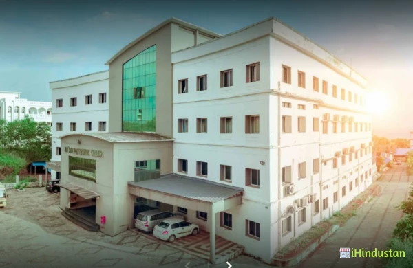Ma'din Polytechnic College Malappuram - Logo