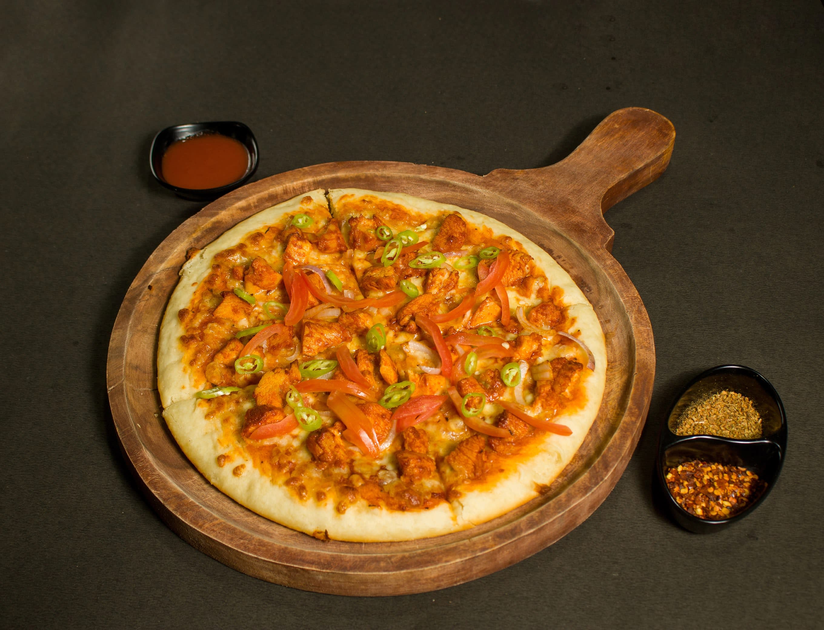 Mad over pizzas Kharadi - Logo
