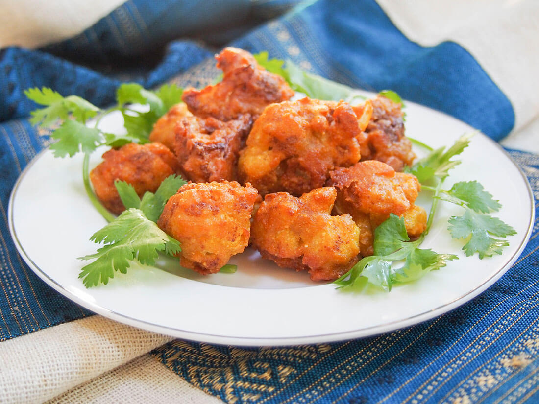 MAGGU PAKORE WALA - Logo