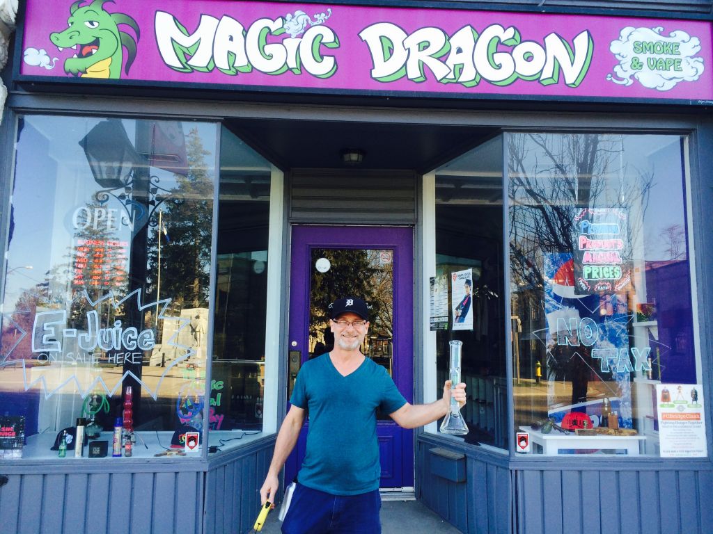 Magic Dragon Smoke &a; Vape Shop - Logo