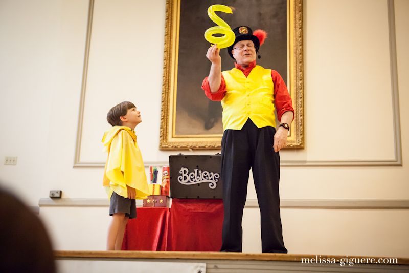 Magiciand and Children&s;s Entertainer Bob Shelley - Logo