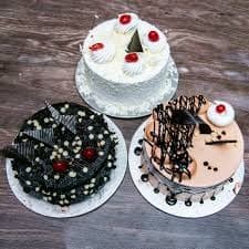 Mahalaxmi Cakes & Bakes - Logo