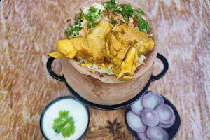 Maharaja Biryani - Logo