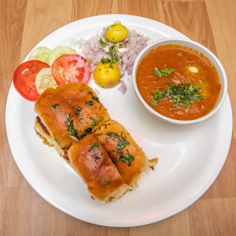 Maharaja Chat and Foods - Logo