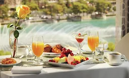 Maharashtra Vadapav - Logo