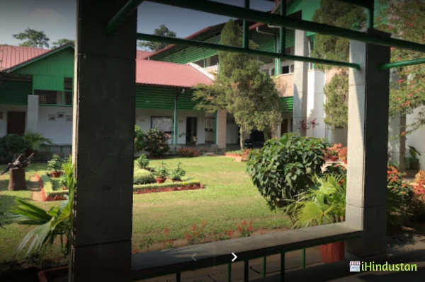Main School Building - Logo
