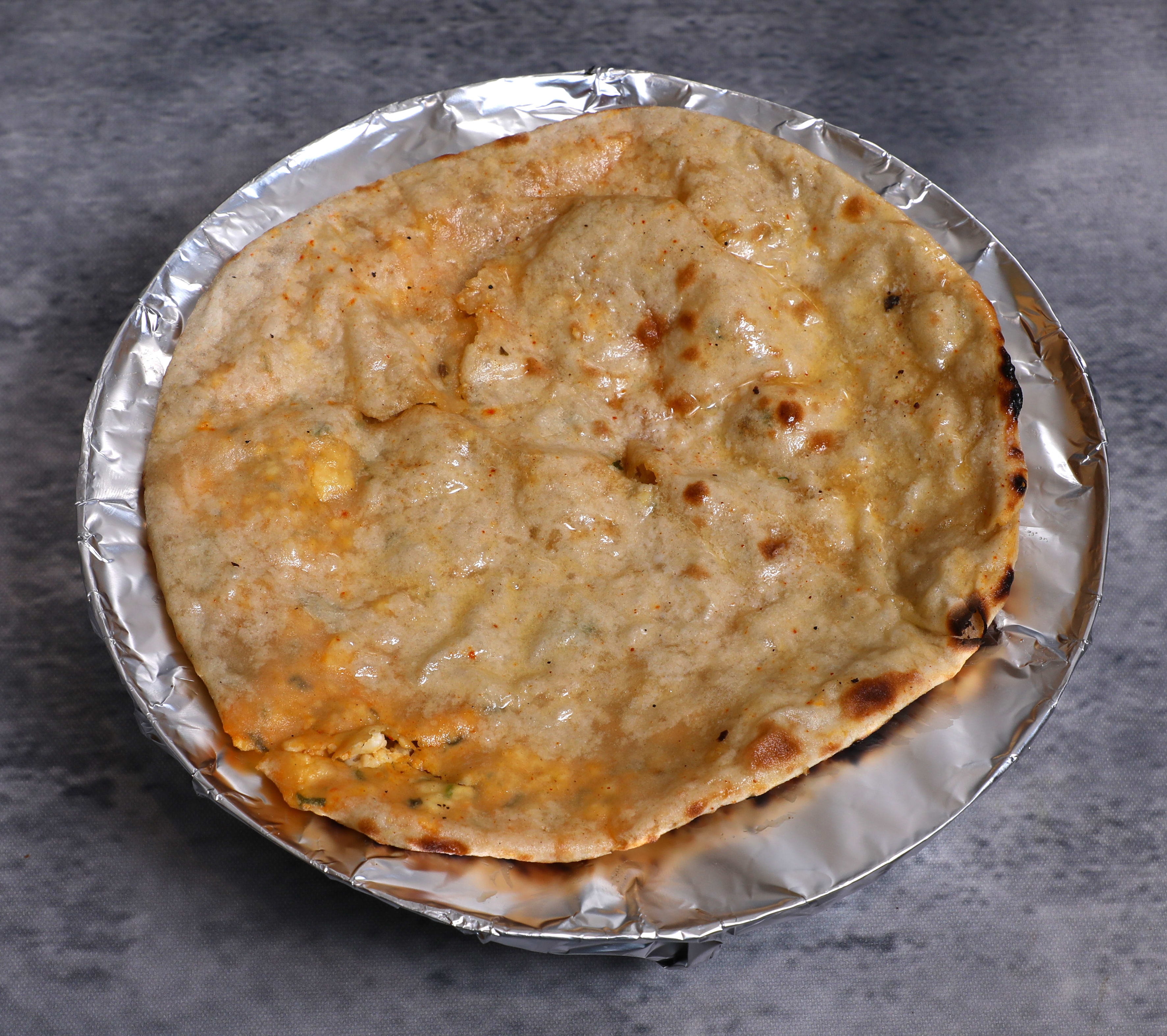 Maitree snacks center - Logo