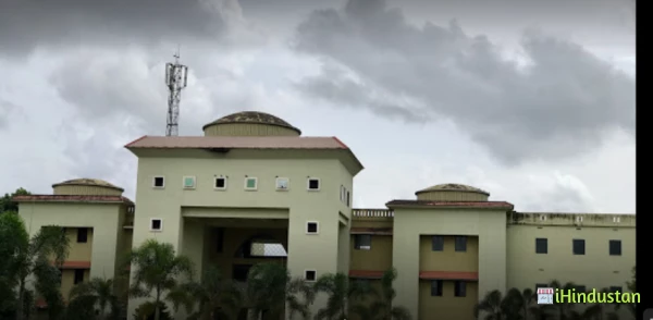 Majlis Arts and Science College - Logo