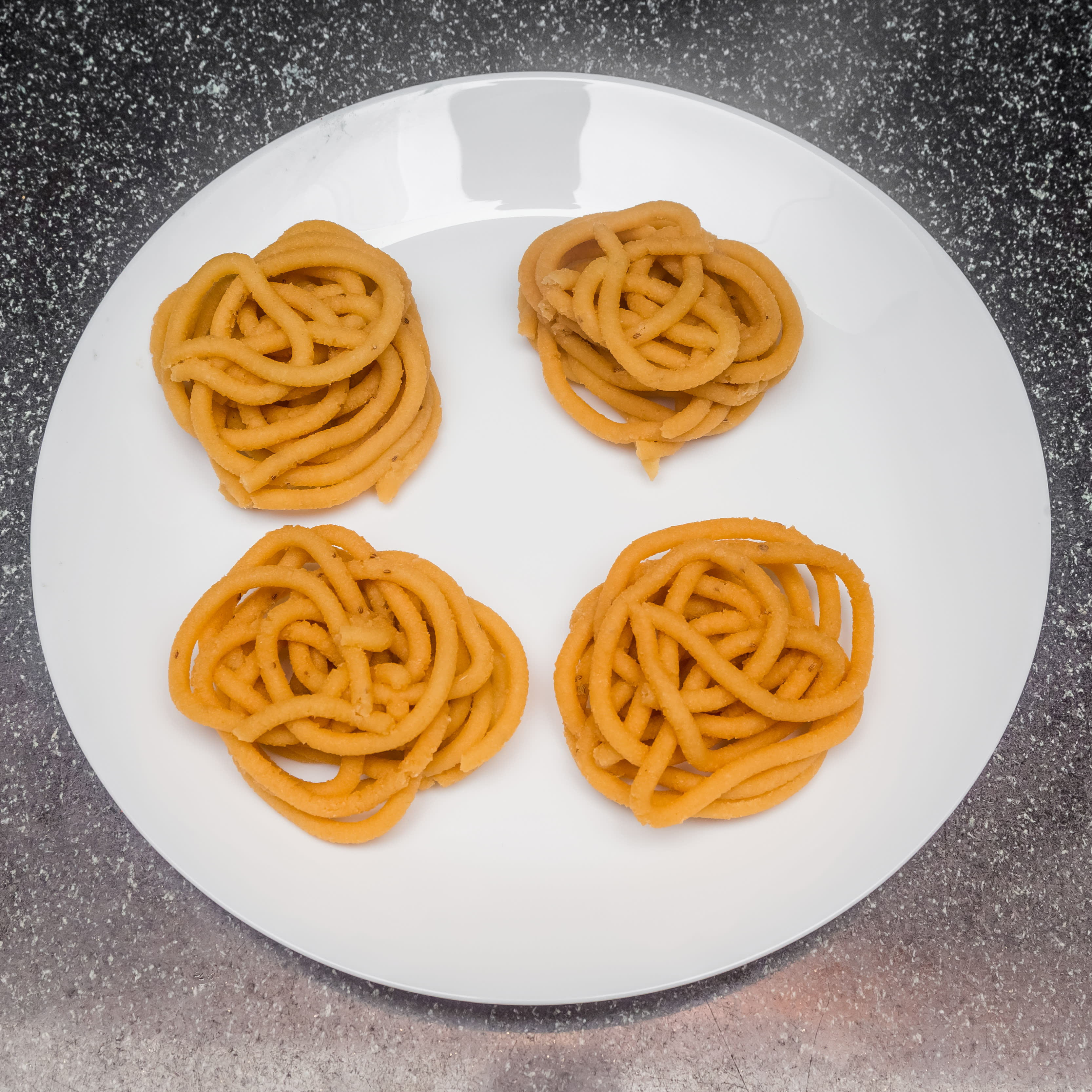 Makrand - Sweets & More - Logo