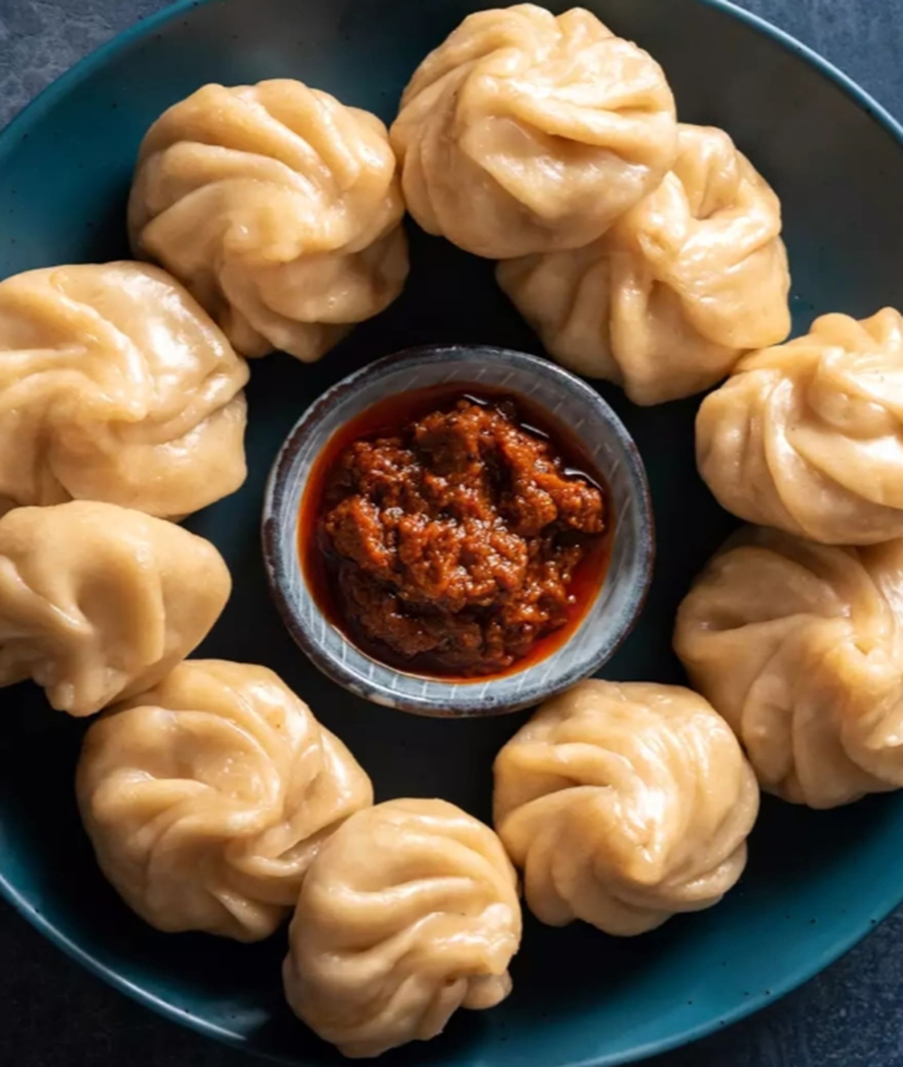 Malang Momos - Logo