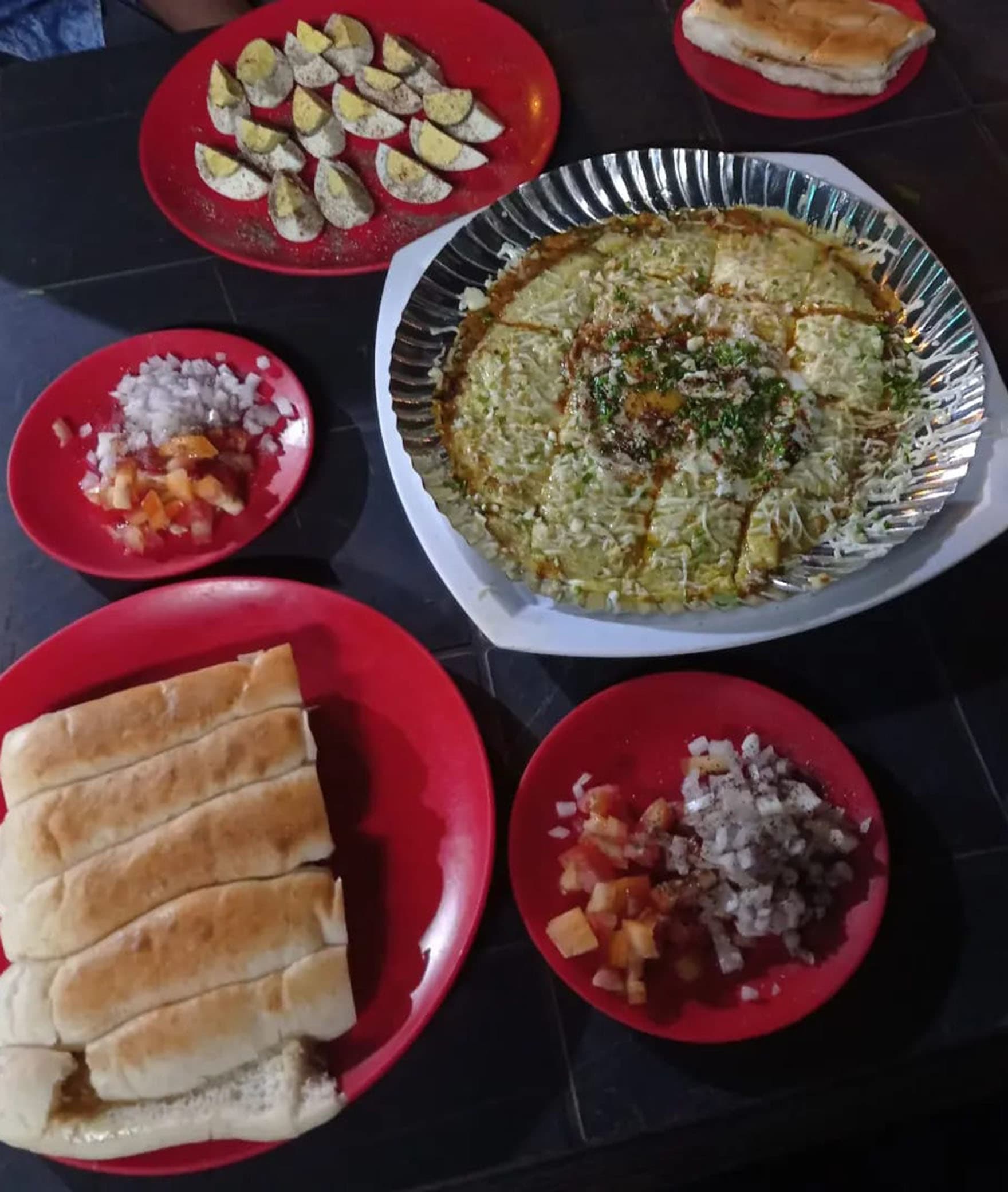 Malhar Omlet - Logo
