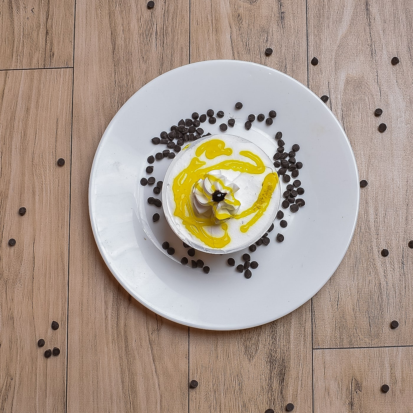 Mamu's Snacks & Bakery - Logo