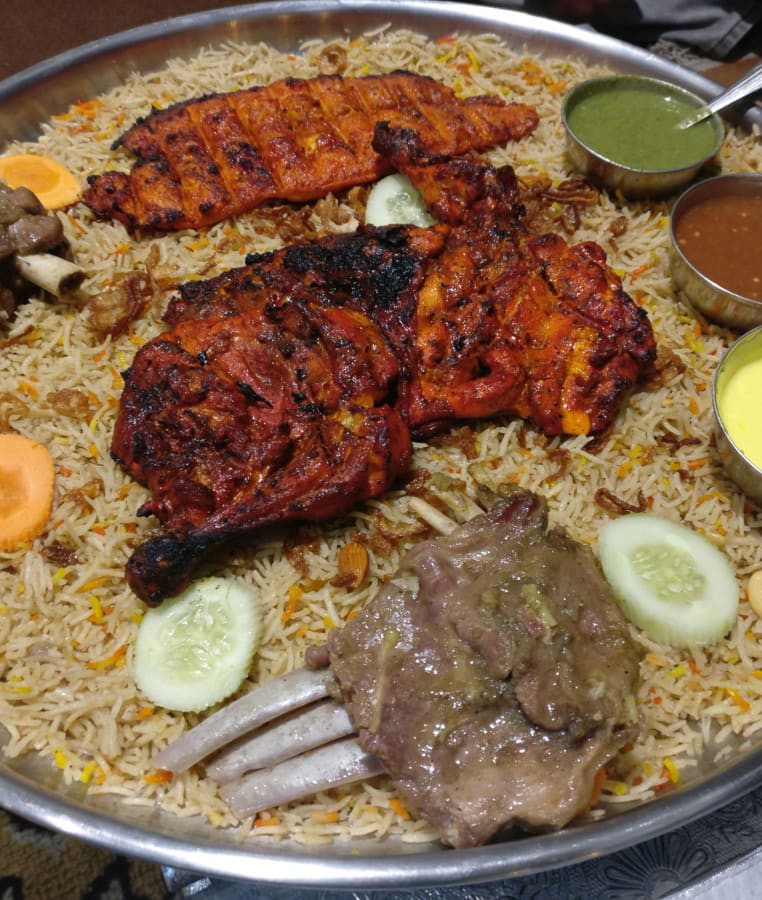 Mandi mania (arabian resturant) - Logo