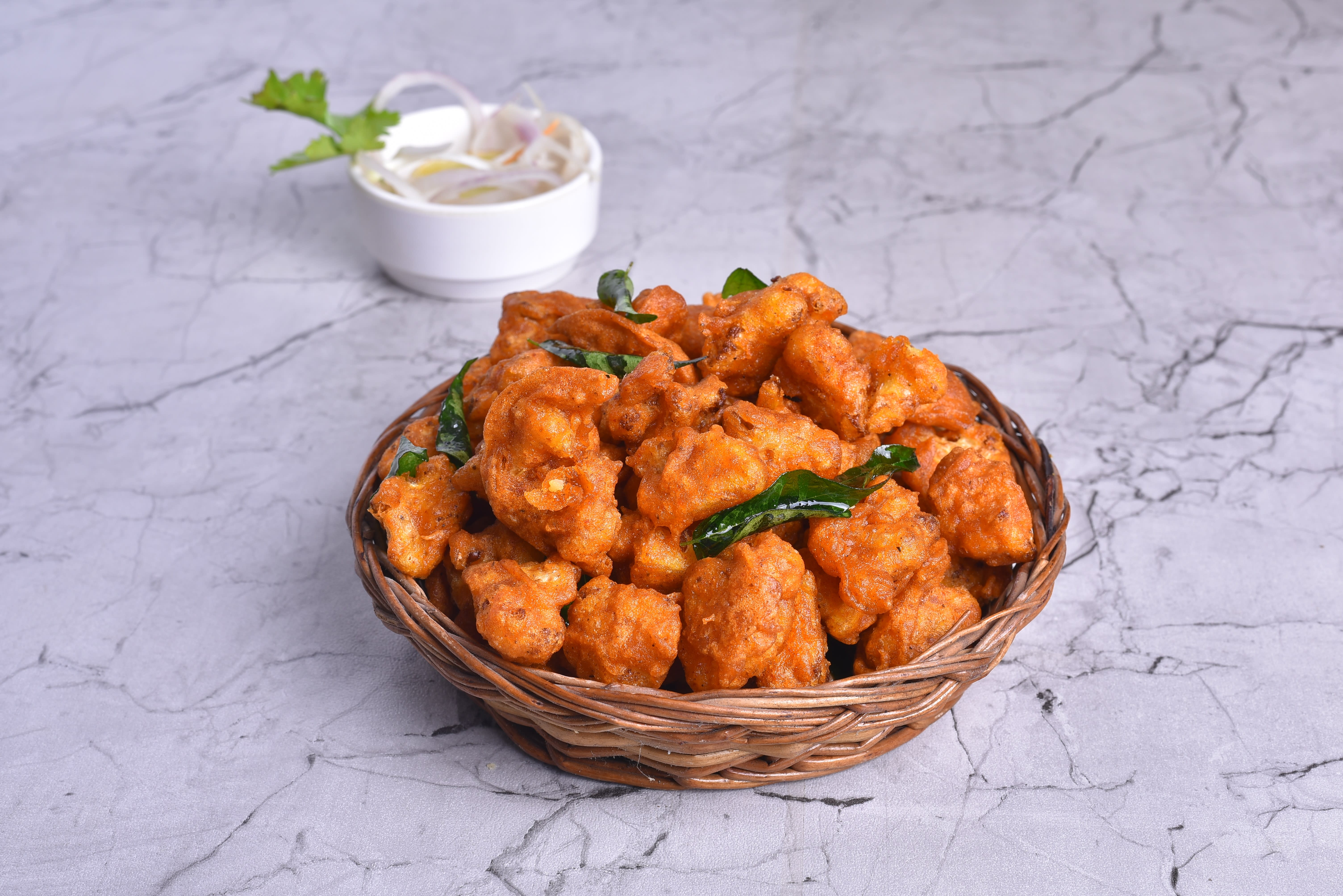 Manha Foodies - Logo