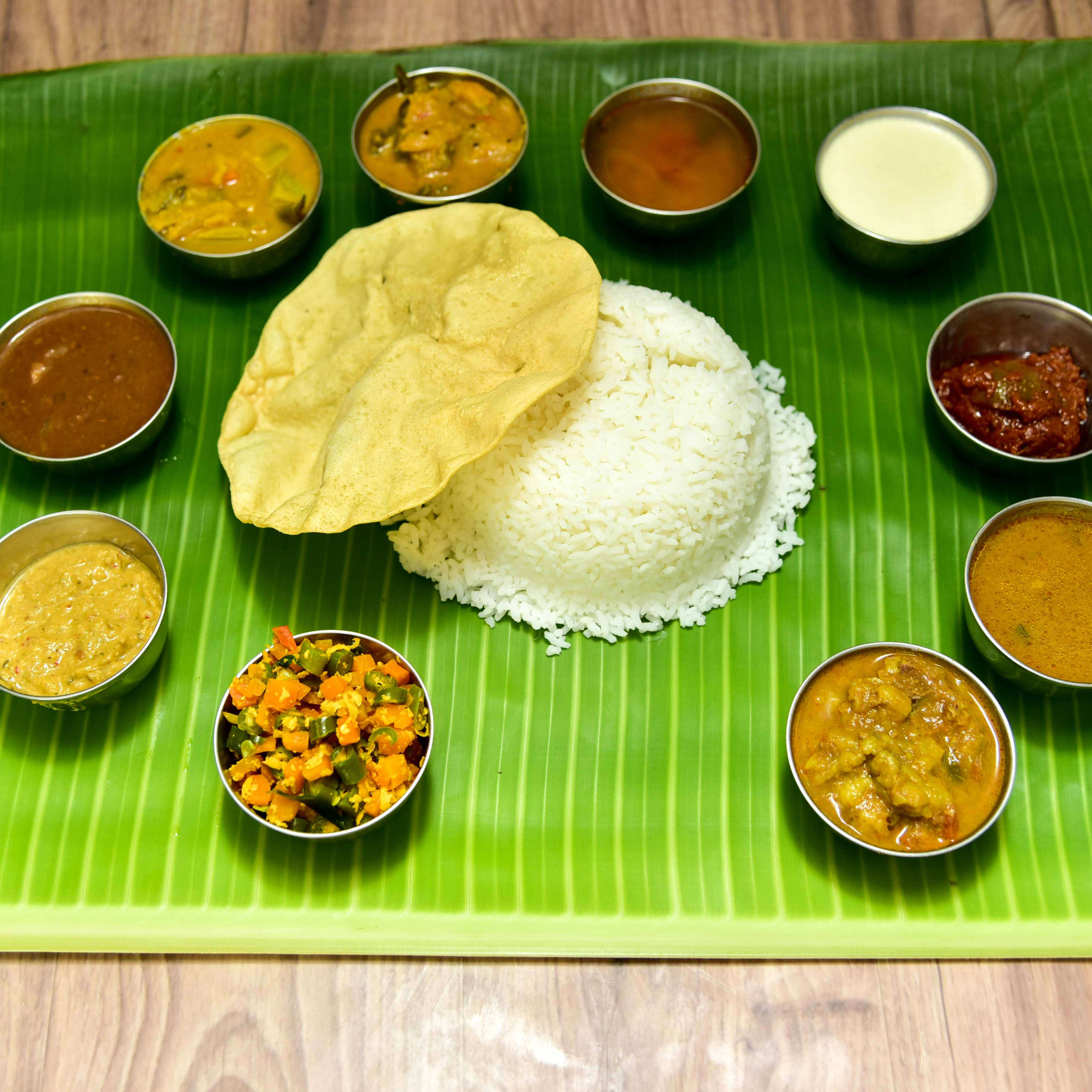 Mani Gounder Mess - Logo