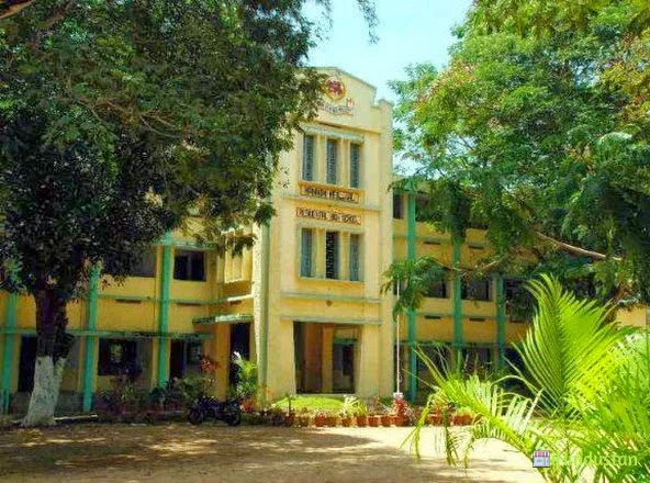 Mannam Memorial Residential Higher Secondary School - Logo