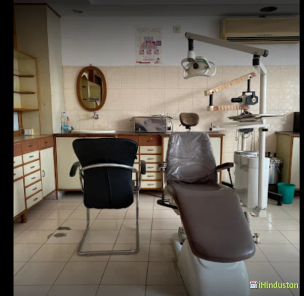 Mann Dental Clinic - Logo
