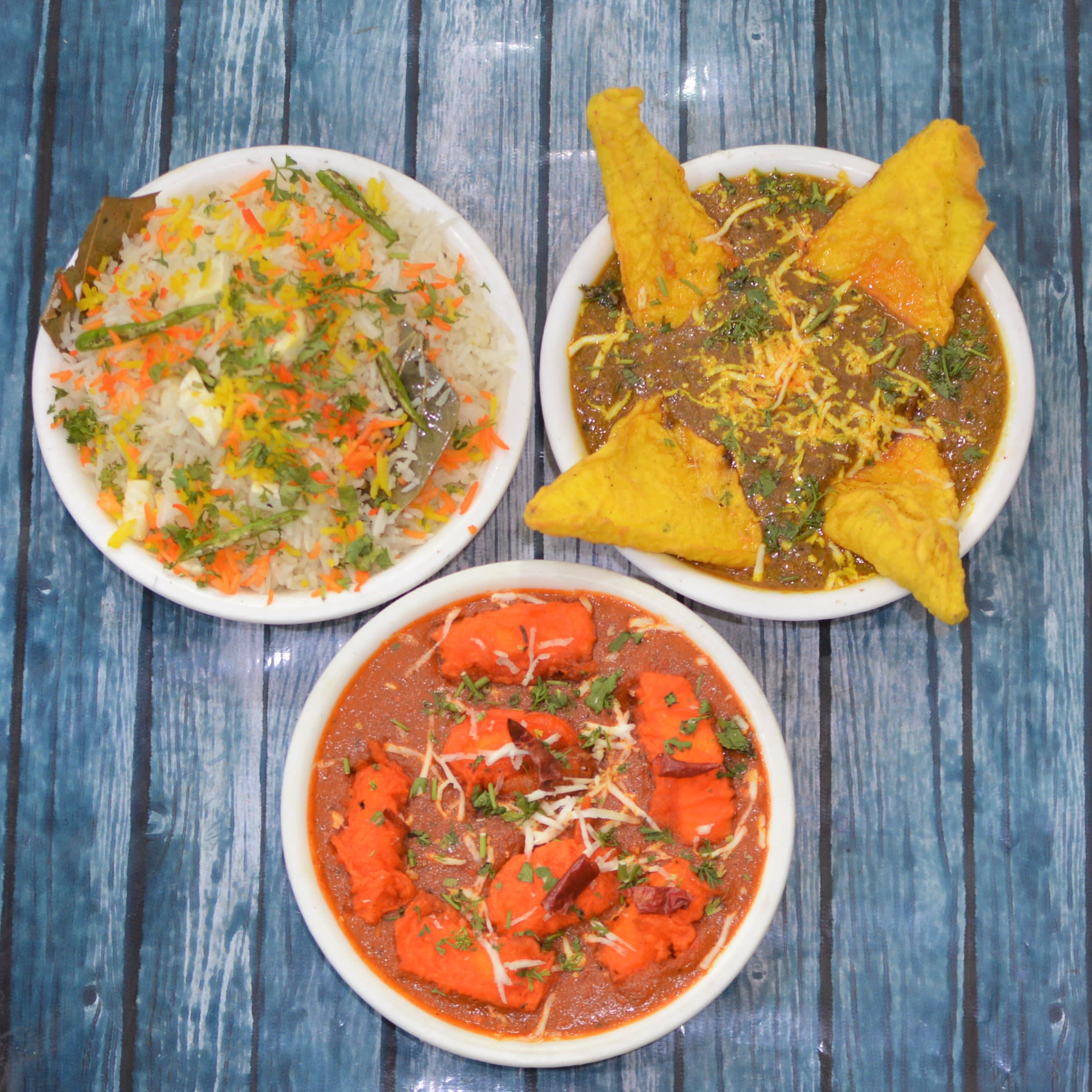 Manoj Family Restaurant - Logo