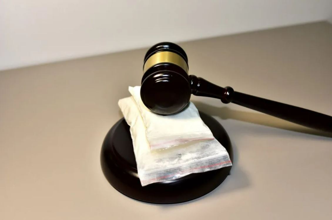 Mansia Bovey & Company Lawyers - Logo