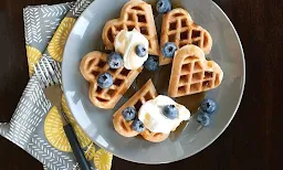 Maple & Waffle - Logo
