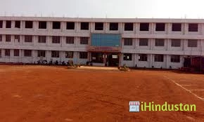 Maratha Mandal Puc College - Logo