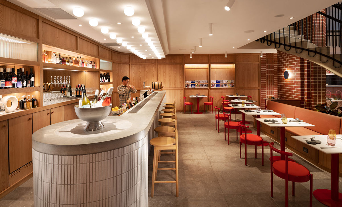 Market & Meander Bar and Eatery at Hotel Indigo - Logo