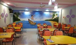 Mase Baithak Hotel - Logo