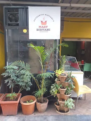 Mast Biryani - Logo