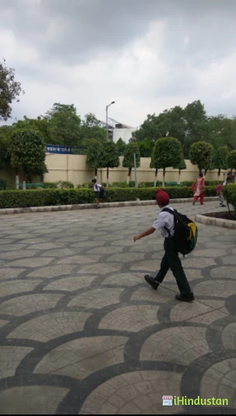 Mata Jai Kaur Public School - Logo
