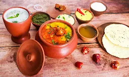 Matka Khichdi - Logo