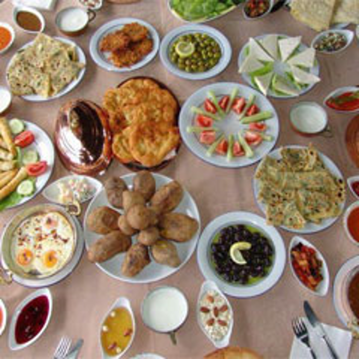 Mavi Turkish - Logo