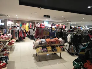 Max Fashion - Cover photo