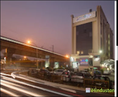 Max Multi Speciality Centre , Noida - Logo