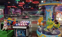 Maxus Fun Zone - Cover photo