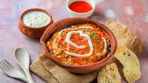 MBA In Khichdi - Logo