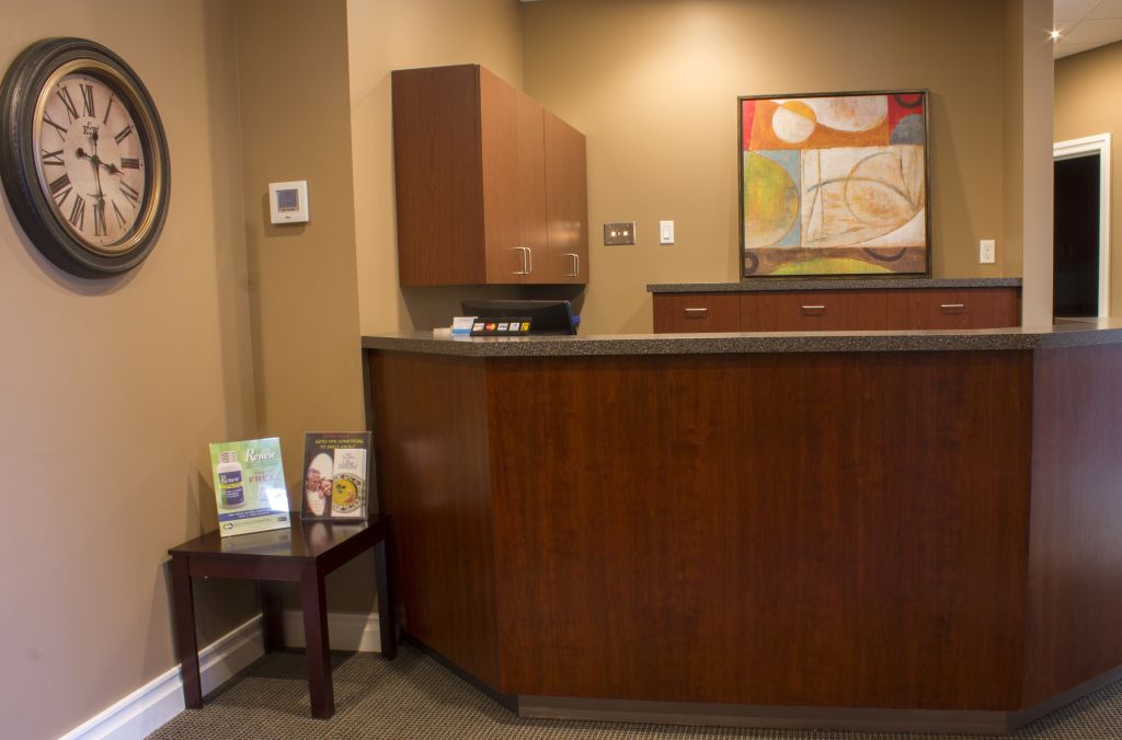 McCallum Denture Clinic - Logo