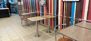 McDonald's - Logo