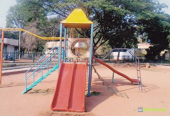 MCS Public School - Logo