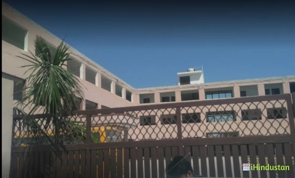 MDR Public School - Logo
